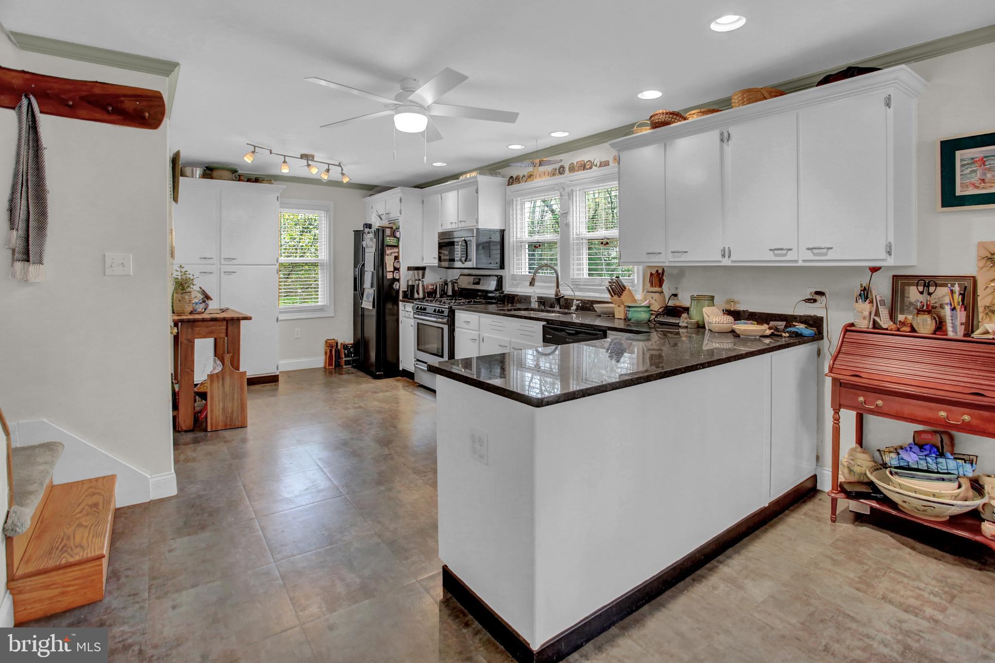 7063 Red Top Road Harrisburg, PA 17111 - Photo 11 of 63 Gallery Image 11