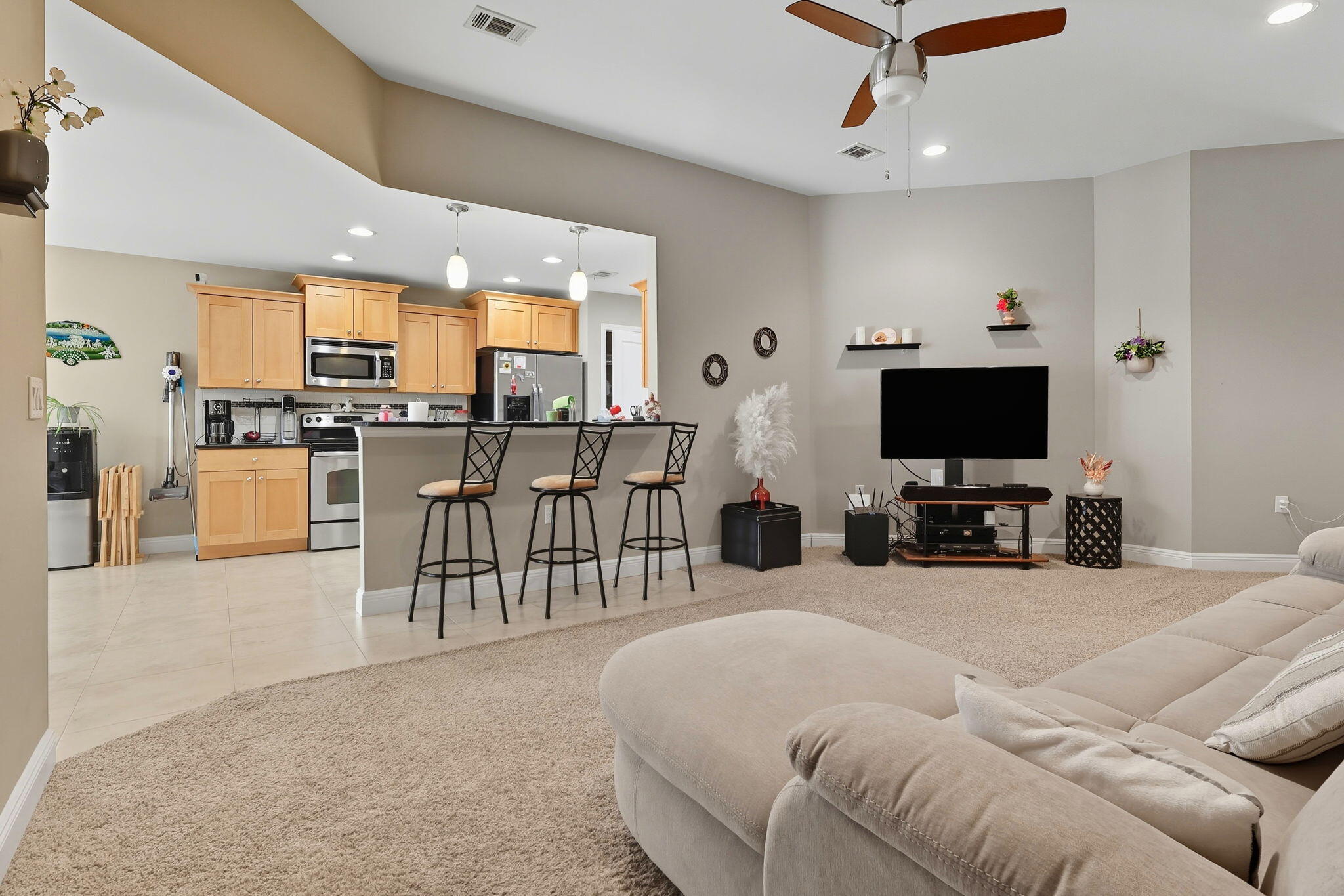 219 January Court Crestview, FL 32539 - Photo 8 of 37 a large bedroom with a large bed and furniture