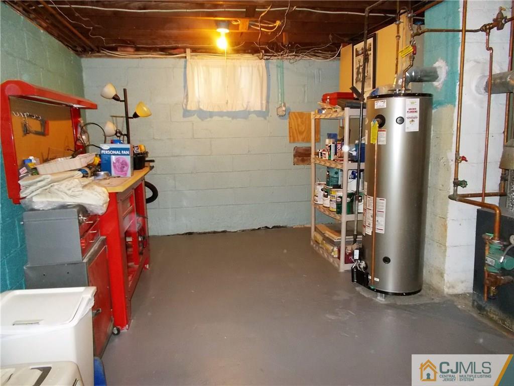 17 Preston Road East Brunswick, NJ 08816 - Photo 18 of 25 Gallery Image 18