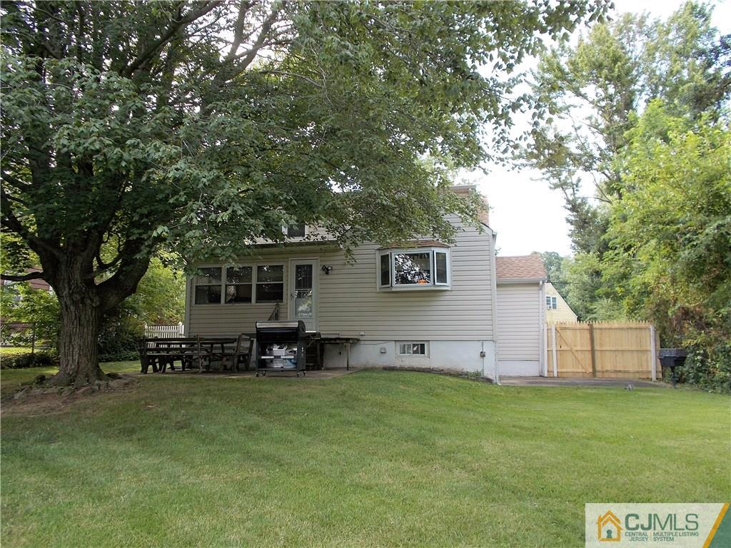 17 Preston Road East Brunswick, NJ 08816 - Photo 19 of 25 Gallery Image 19