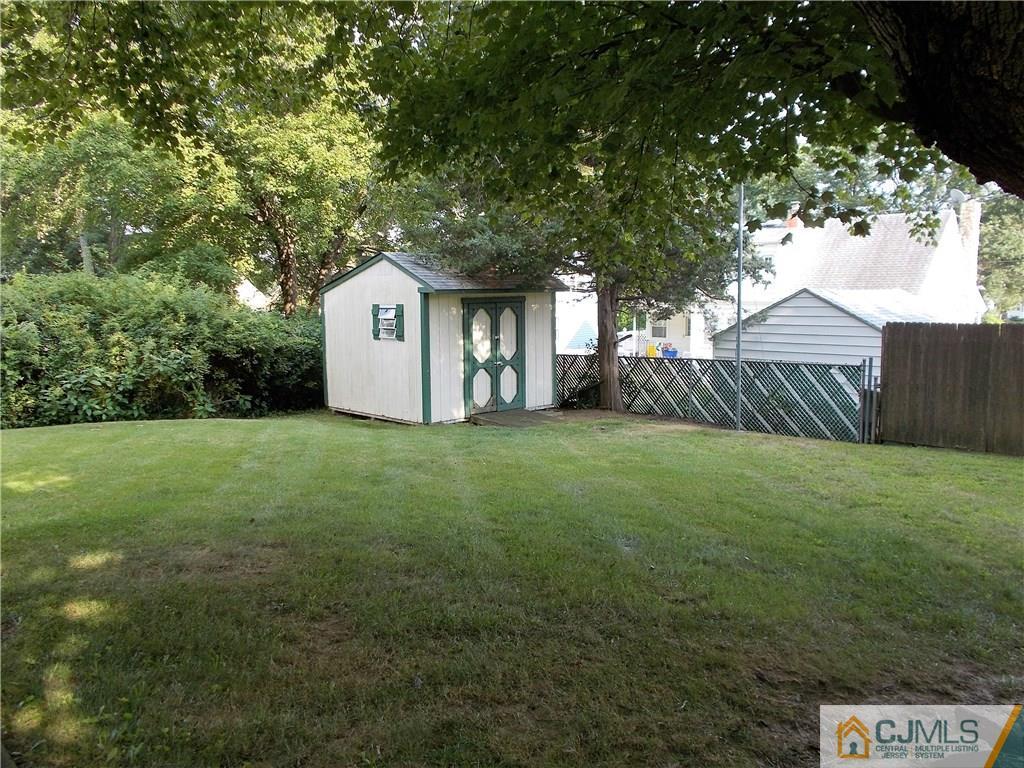 17 Preston Road East Brunswick, NJ 08816 - Photo 22 of 25 Gallery Image 22