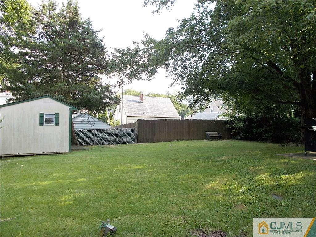 17 Preston Road East Brunswick, NJ 08816 - Photo 23 of 25 Gallery Image 23