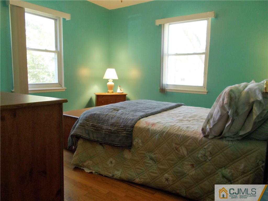 17 Preston Road East Brunswick, NJ 08816 - Photo 8 of 25 Gallery Image 8