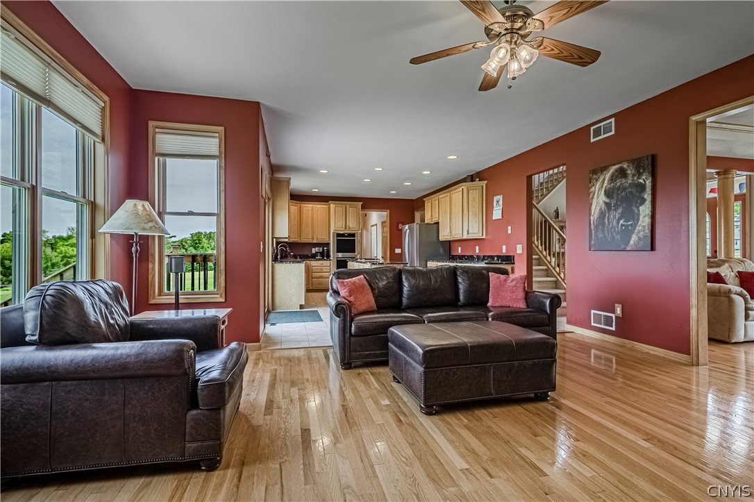 8925 Tibbitts Road New Hartford, NY 13413 - Photo 15 of 49