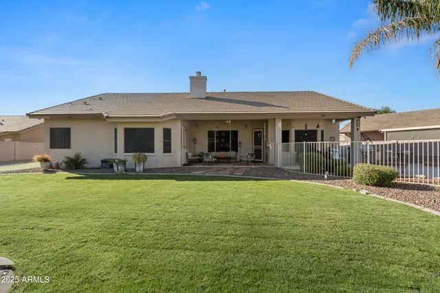 $825,000 | 24415 North 43rd Drive, Glendale, AZ 85310