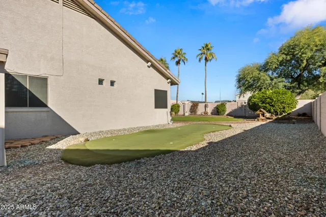 $825,000 | 24415 North 43rd Drive, Glendale, AZ 85310