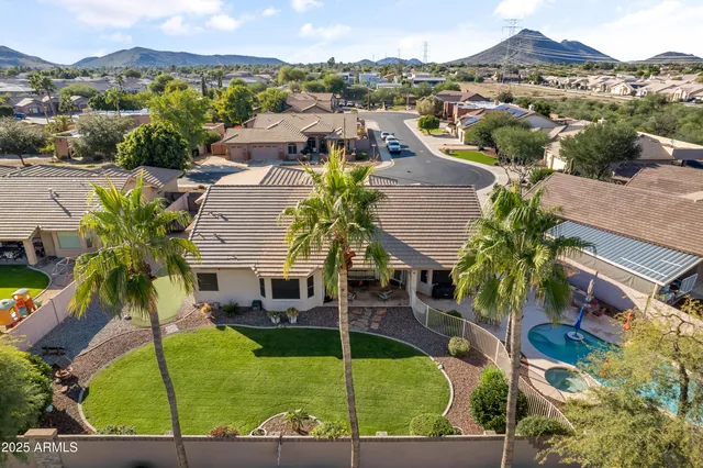 $825,000 | 24415 North 43rd Drive, Glendale, AZ 85310