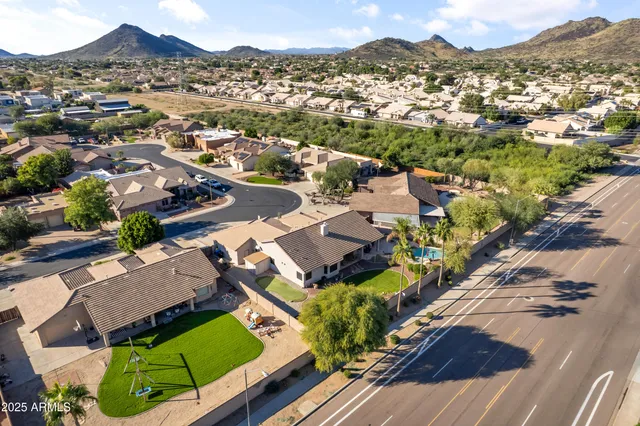 $825,000 | 24415 North 43rd Drive, Glendale, AZ 85310