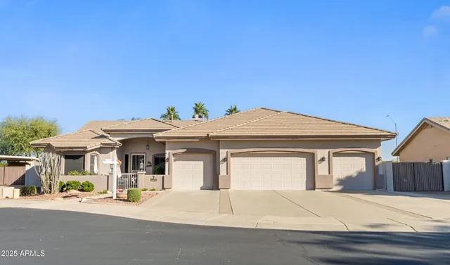 $825,000 | 24415 North 43rd Drive, Glendale, AZ 85310