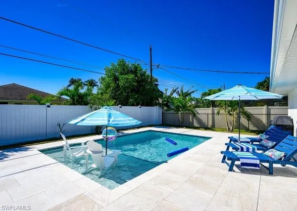$12,000 | 760 106th Avenue North, Naples, FL 34108
