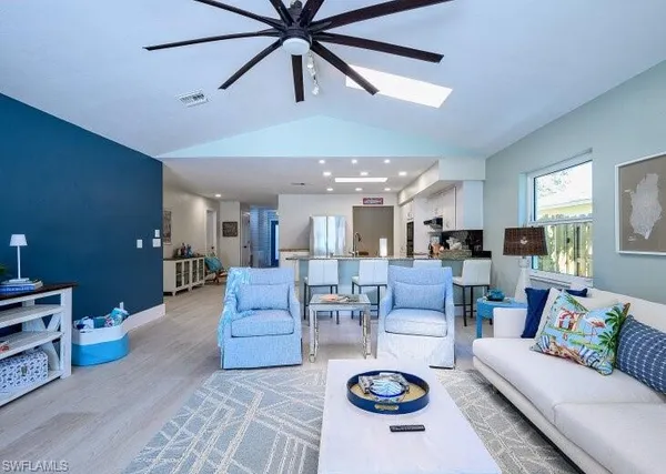 $12,000 | 760 106th Avenue North, Naples, FL 34108