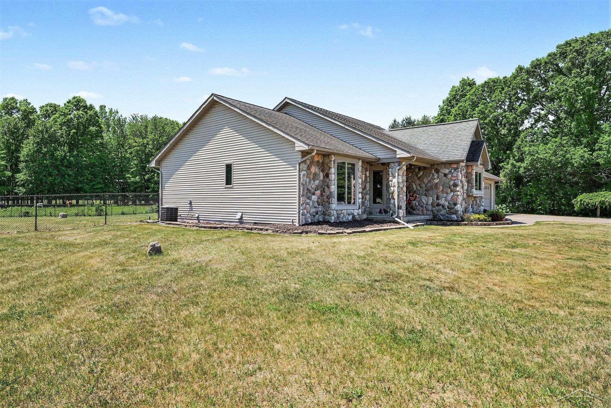 2768 East Birch Run Road Burt, MI 48417 - Photo 24 of 28