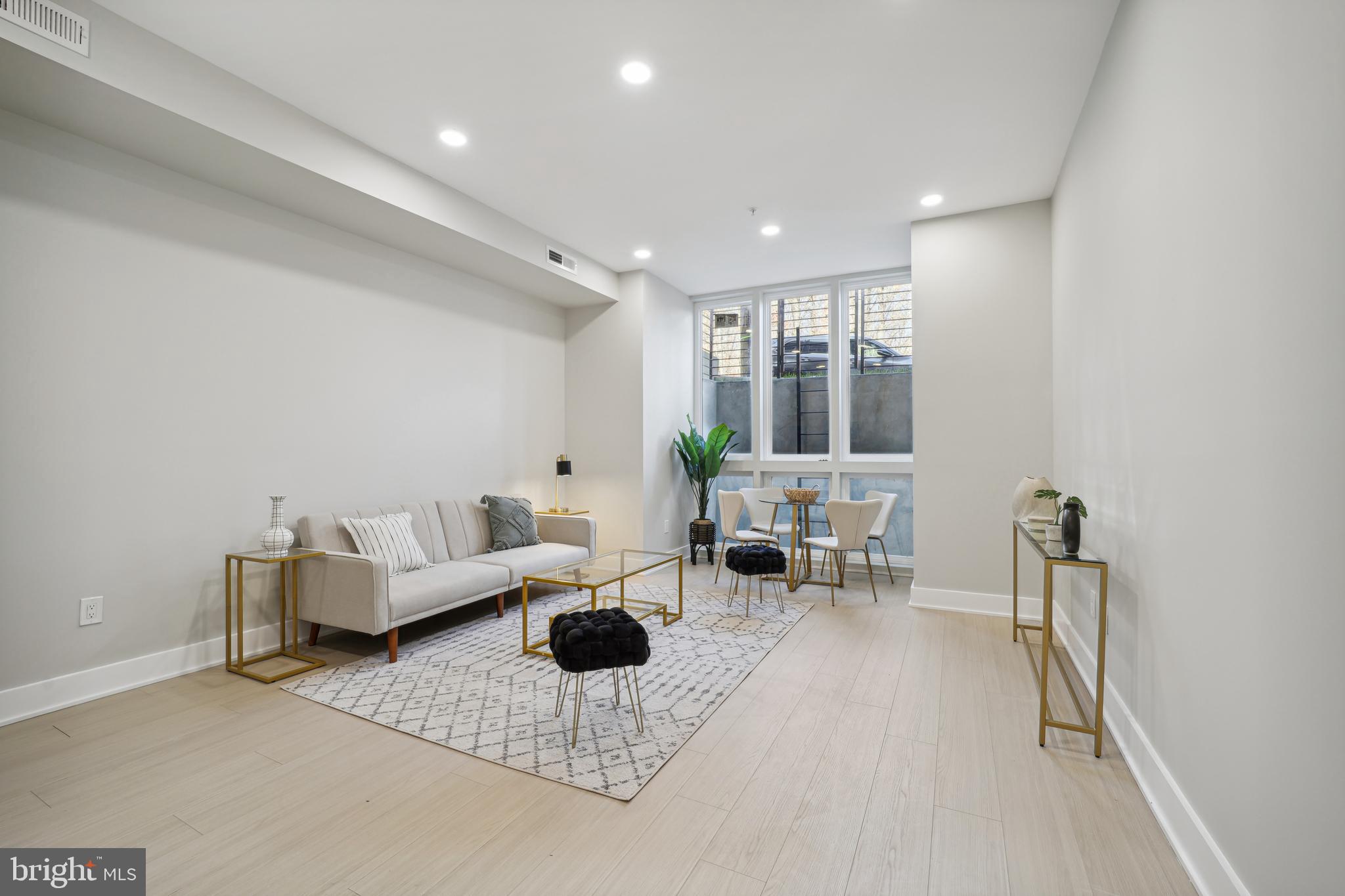 2213 M Street Northeast, Unit 1 Washington, DC 20002 - Photo 2 of 16