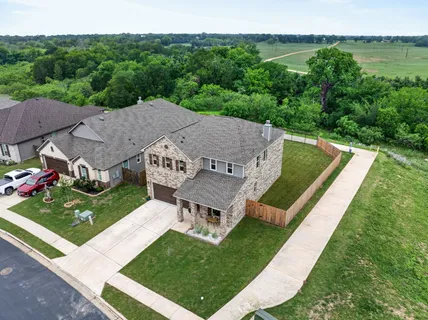 $349,000 | 326 Linden Street, Bastrop, TX 78602