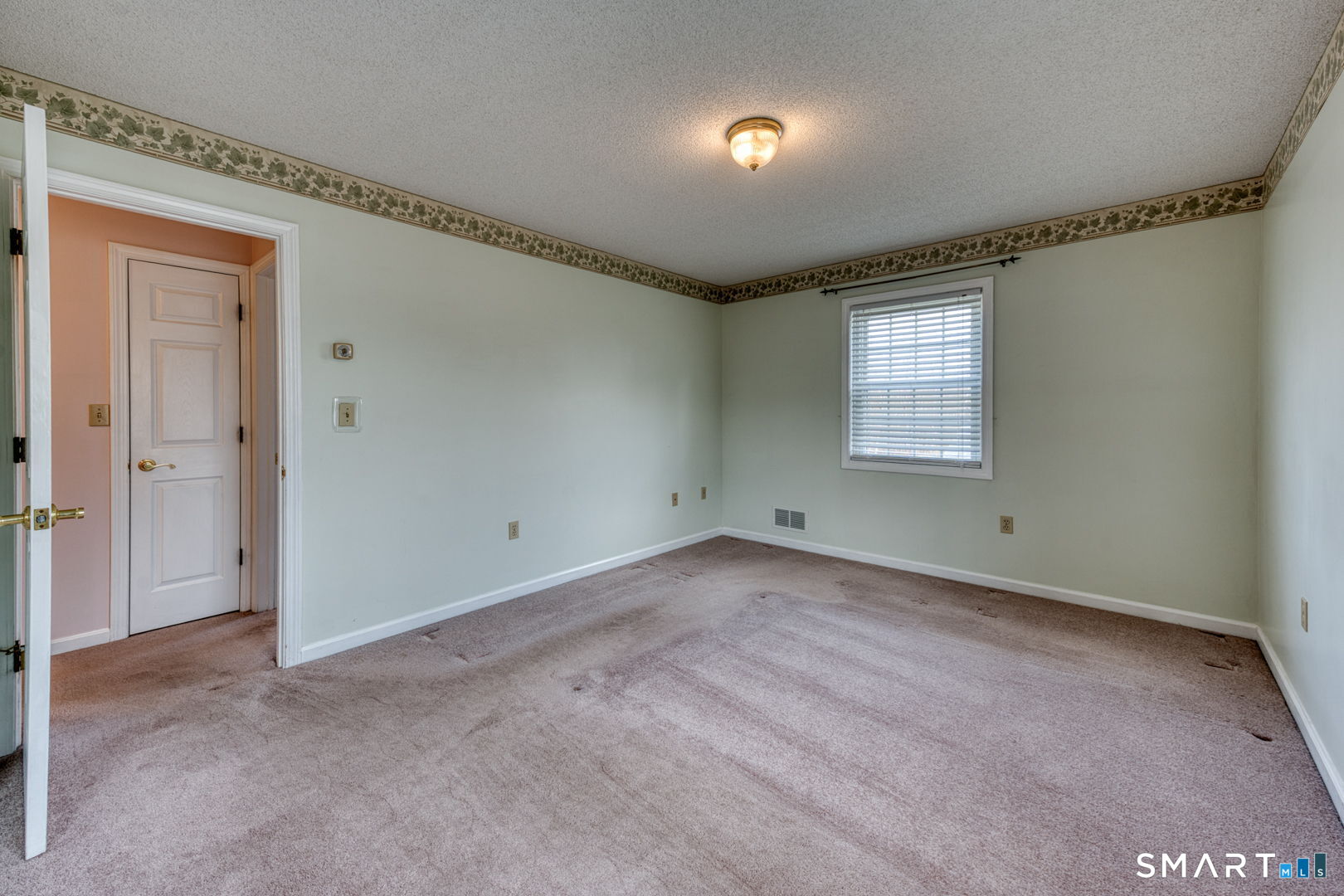 148 Kimberley Road Newington, CT 06111 - Photo 19 of 33