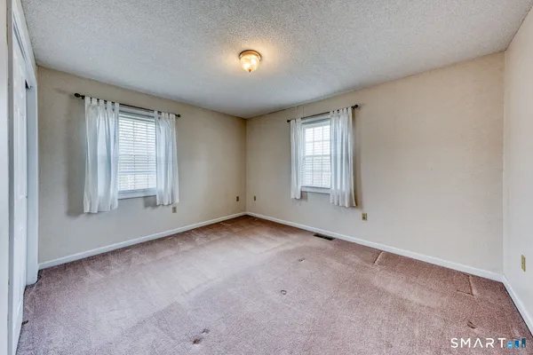 $429,900 | 148 Kimberley Road, Newington, CT 06111