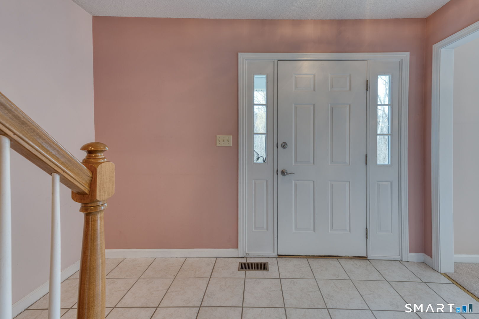 148 Kimberley Road Newington, CT 06111 - Photo 5 of 33