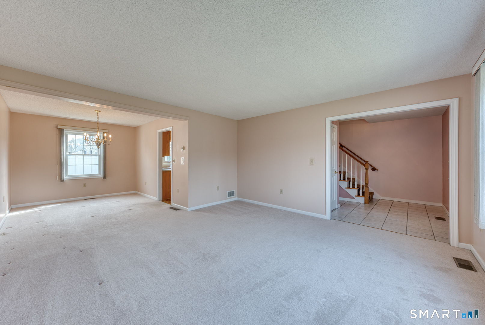 148 Kimberley Road Newington, CT 06111 - Photo 7 of 33