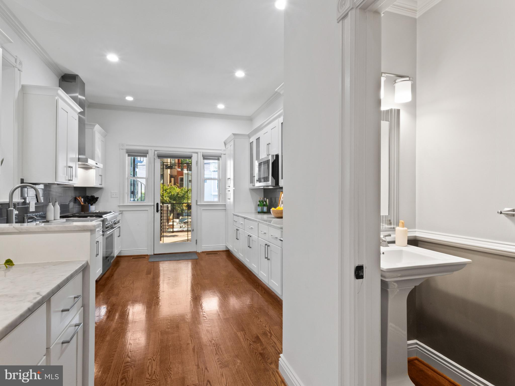 1128 Columbia Road Northwest, Unit 1 Washington, DC 20009 - Photo 11 of 42 Gallery Image 11