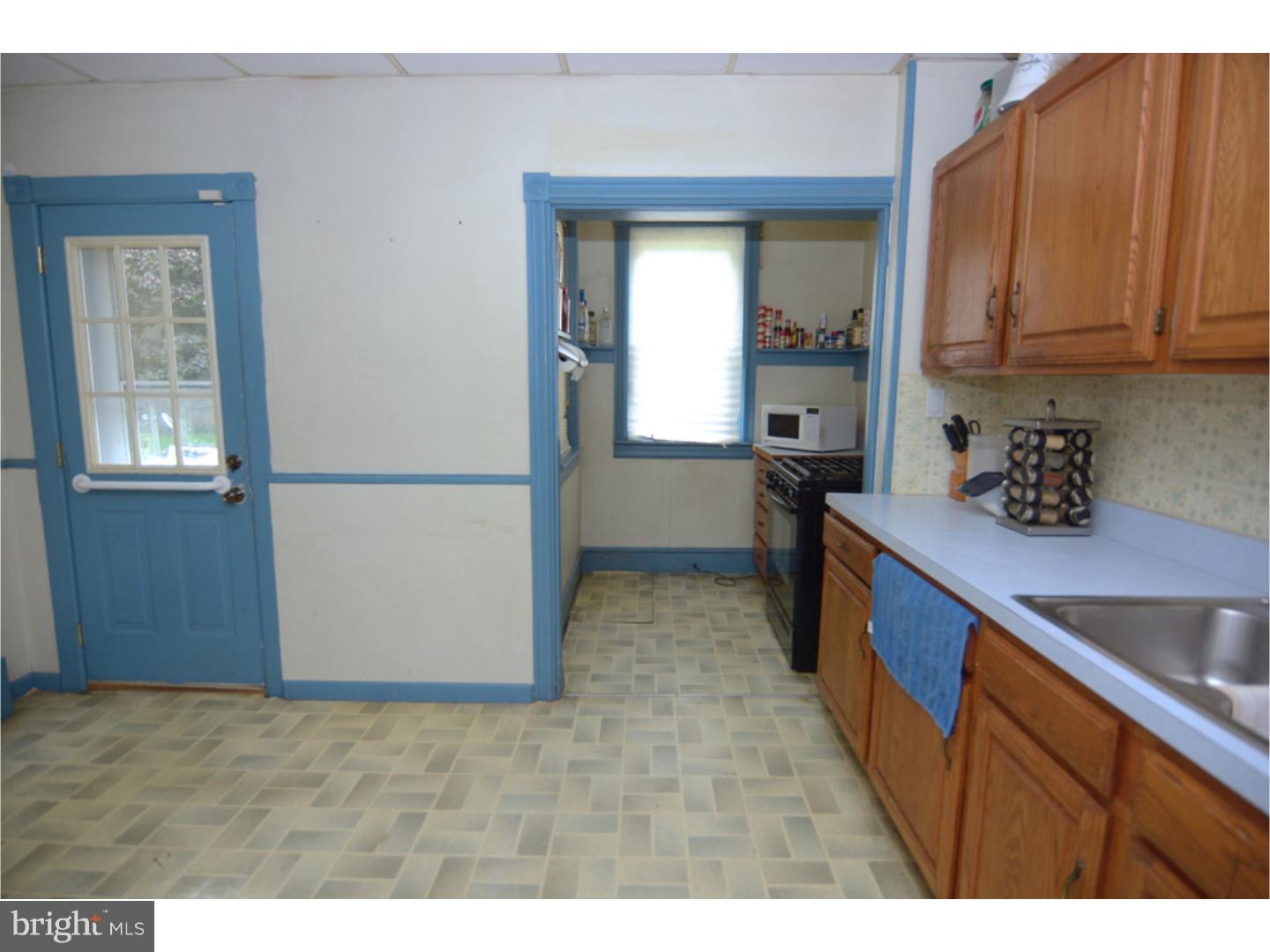 109 Woodrow Avenue Sinking Spring, PA 19608 - Photo 6 of 23 Gallery Image 6