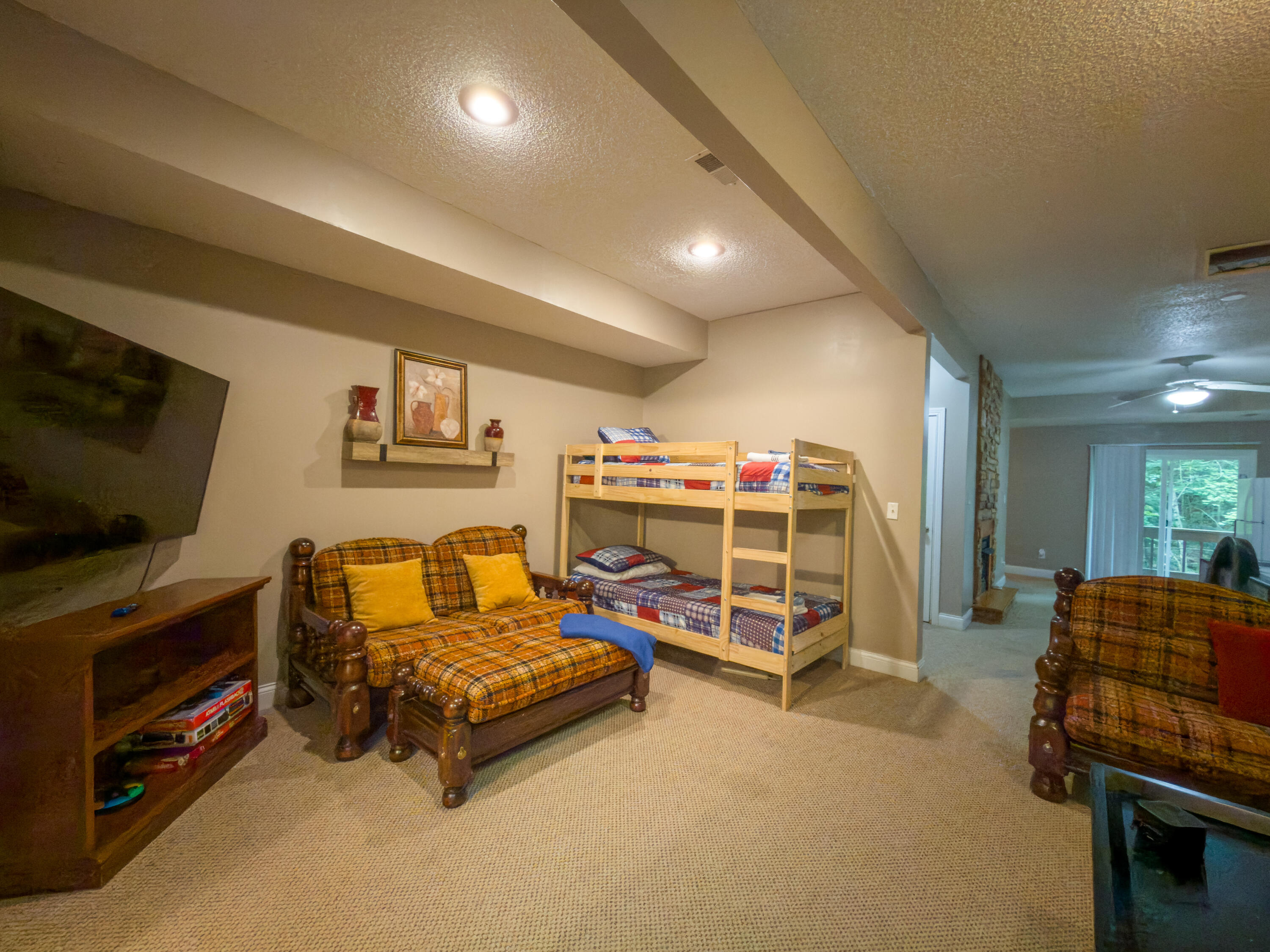 253 Stoneybrook Road Burnside, KY 42519 - Photo 37 of 61 Family Room4