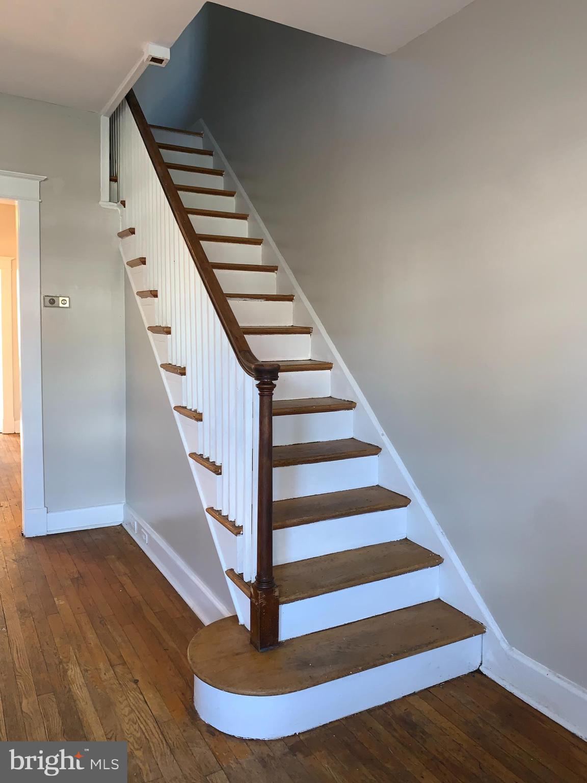 4331 Berger Avenue Baltimore, MD 21206 - Photo 3 of 15