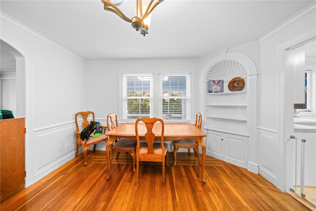 22 Raritan Avenue Providence, RI 02909 - Photo 16 of 50