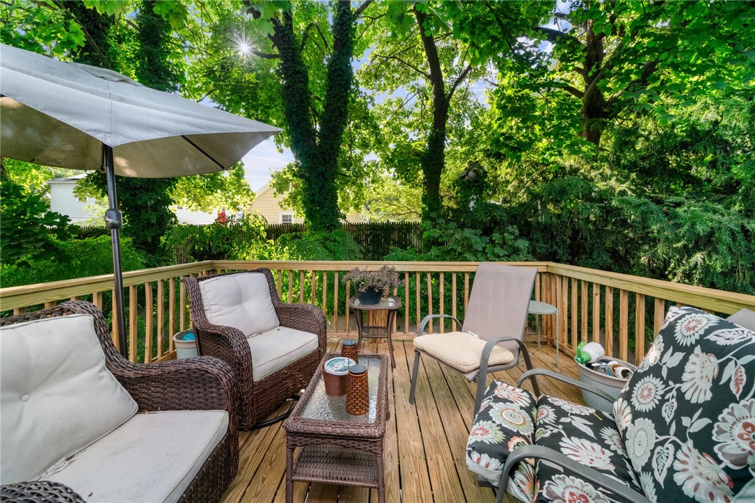 22 Raritan Avenue Providence, RI 02909 - Photo 9 of 50