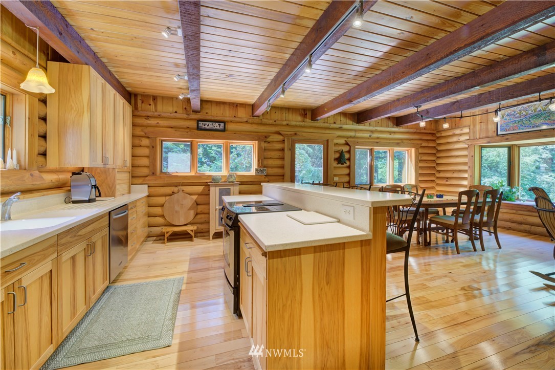 12715 Dubuque Road Snohomish, WA 98290 - Photo 4 of 31