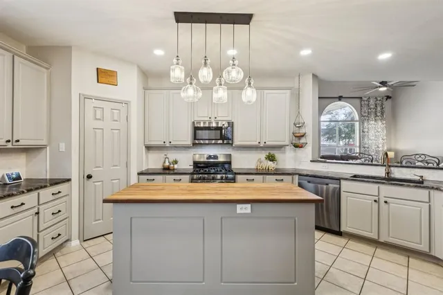 $699,990 | 823 Patricia Drive, Allen, TX 75002