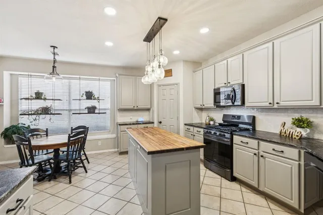 $699,990 | 823 Patricia Drive, Allen, TX 75002