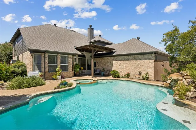 $699,990 | 823 Patricia Drive, Allen, TX 75002