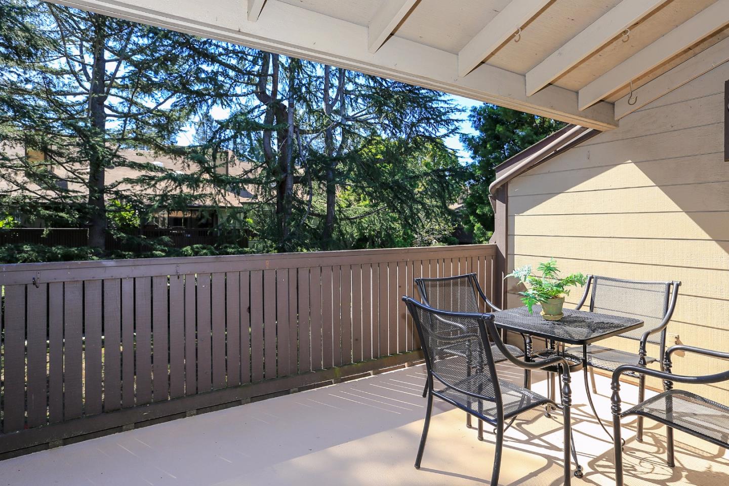 2040 West Middlefield Road, Unit 16 Mountain View, CA 94043 - Photo 11 of 22 Gallery Image 11