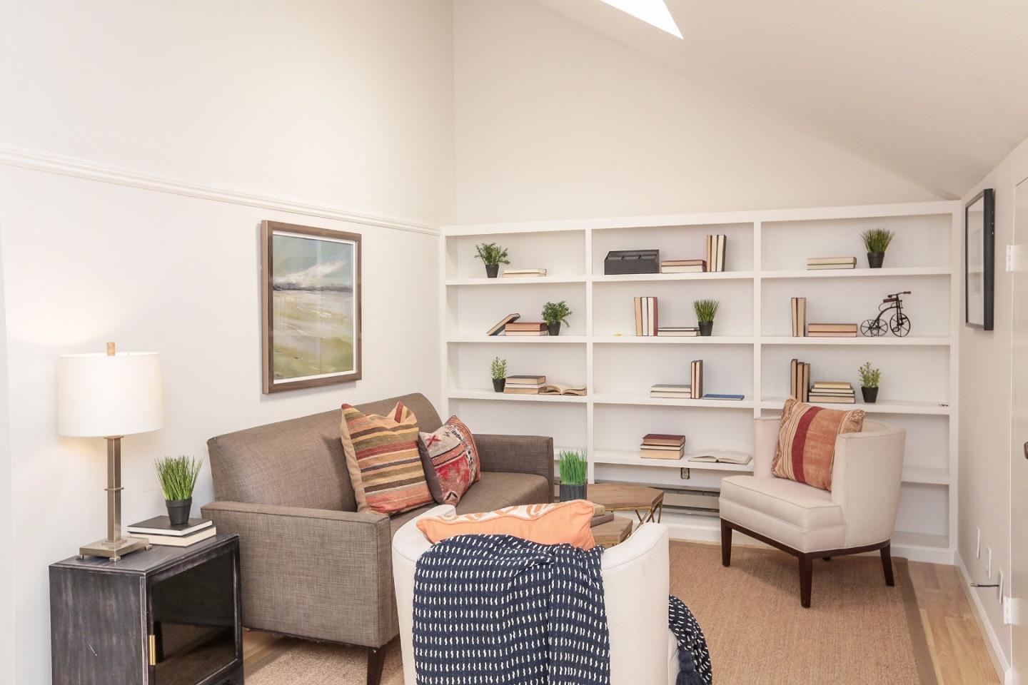 2040 West Middlefield Road, Unit 16 Mountain View, CA 94043 - Photo 16 of 22 Gallery Image 16