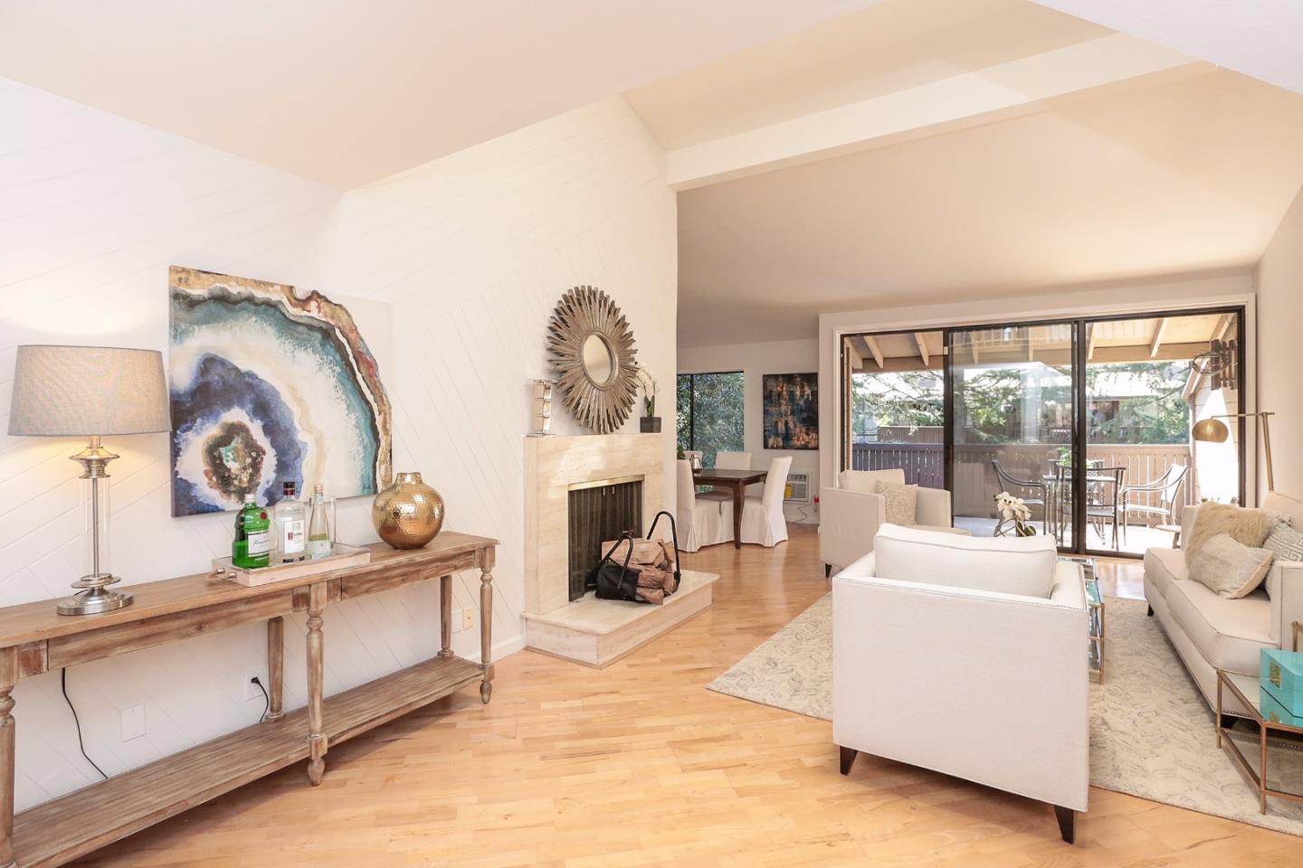 2040 West Middlefield Road, Unit 16 Mountain View, CA 94043 - Photo 2 of 22 Gallery Image 2