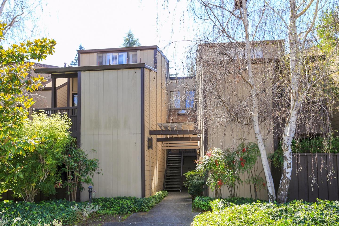 2040 West Middlefield Road, Unit 16 Mountain View, CA 94043 - Photo 22 of 22 Gallery Image 22