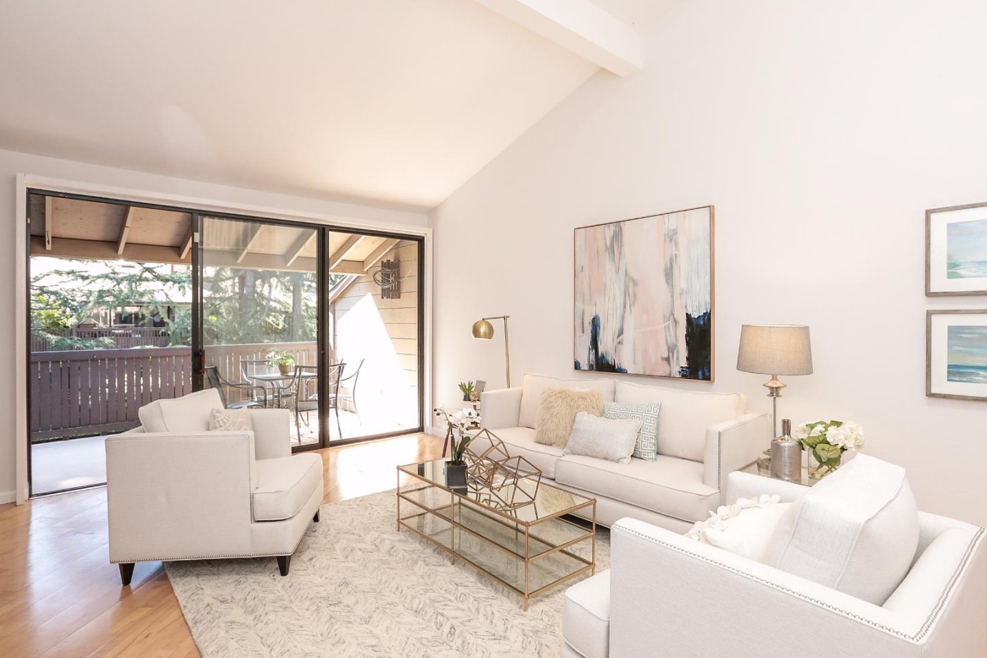 2040 West Middlefield Road, Unit 16 Mountain View, CA 94043 - Photo 3 of 22 Gallery Image 3