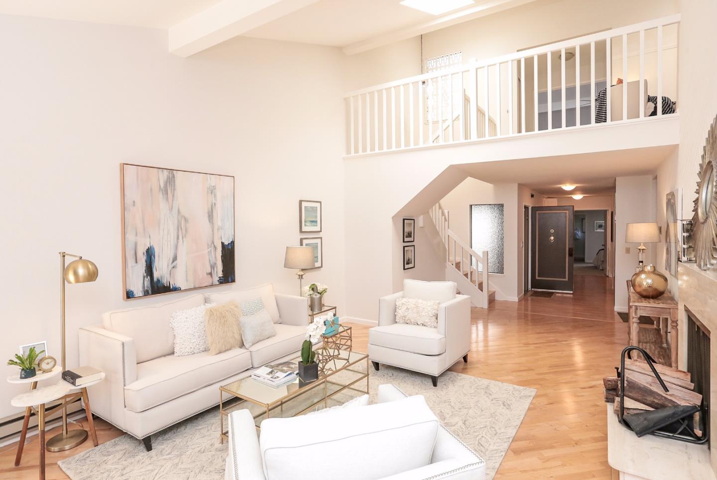 2040 West Middlefield Road, Unit 16 Mountain View, CA 94043 - Photo 5 of 22 Gallery Image 5