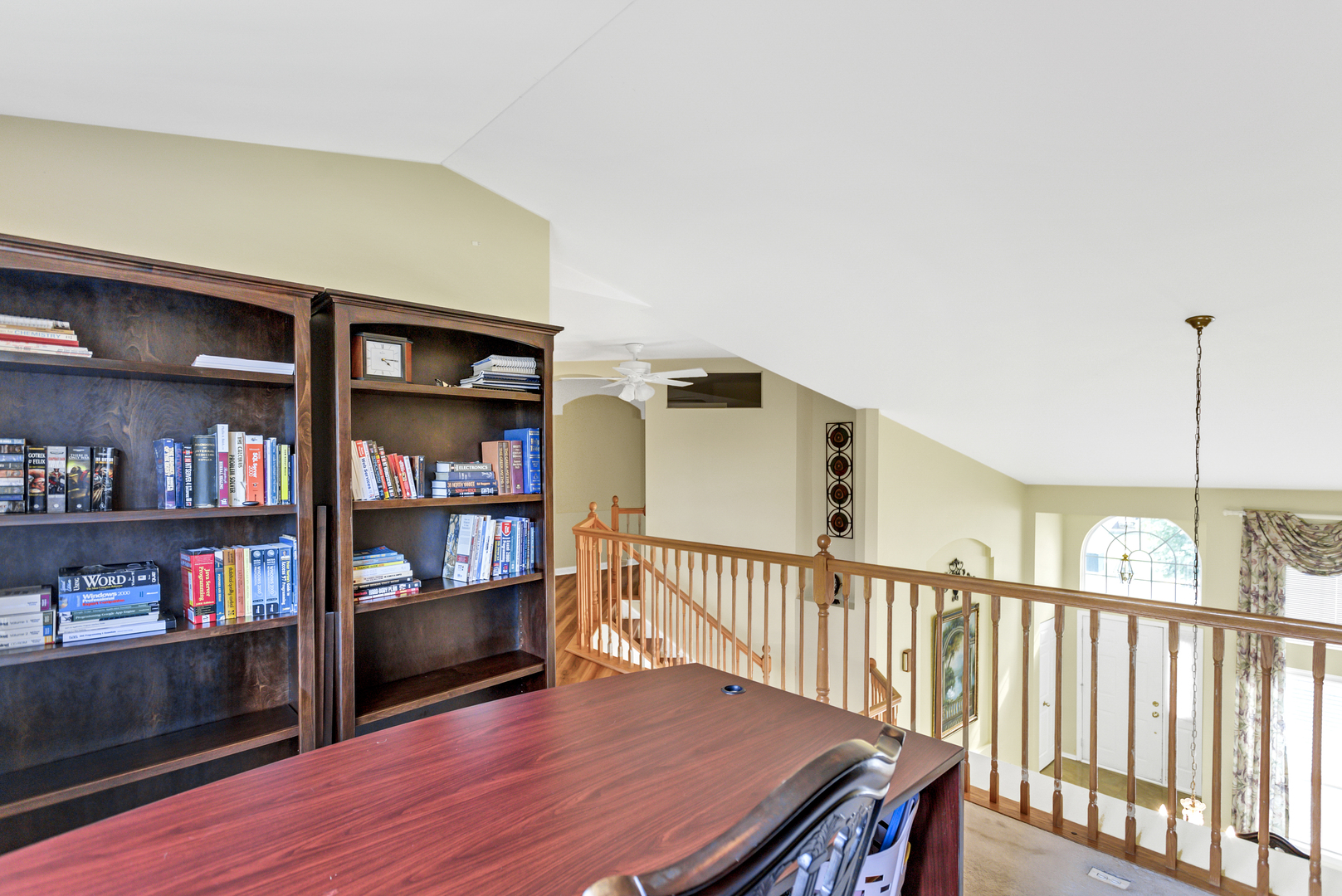 6810 Highgate Road Carpentersville, IL 60110 - Photo 17 of 35 Gallery Image 17