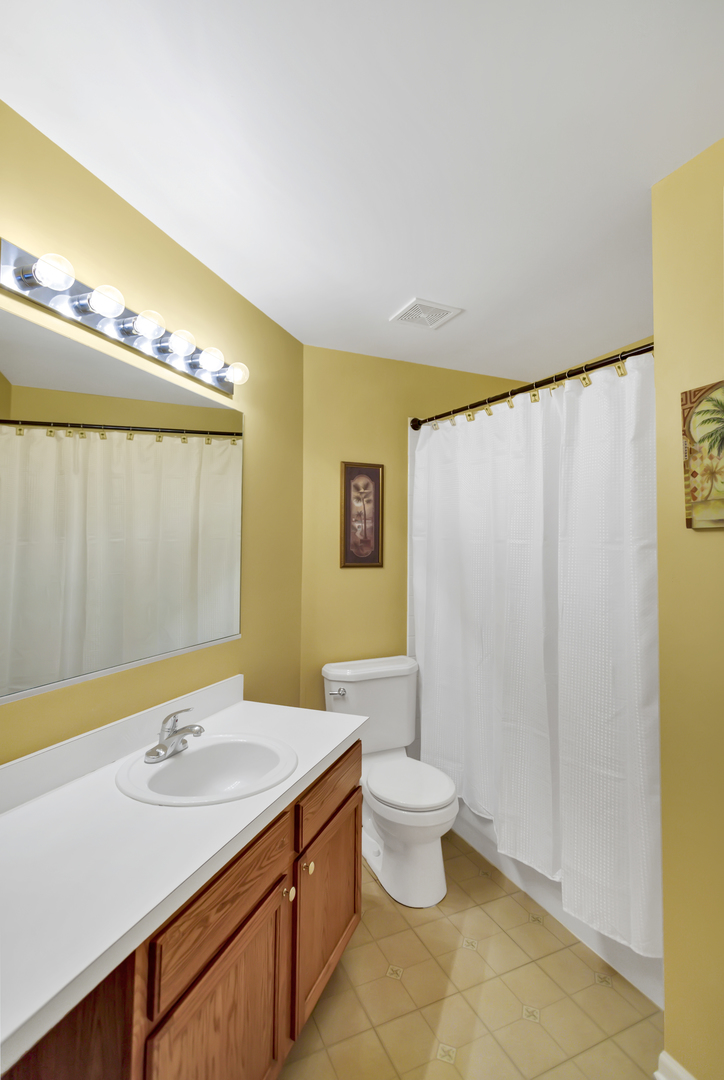 6810 Highgate Road Carpentersville, IL 60110 - Photo 29 of 35 Gallery Image 29