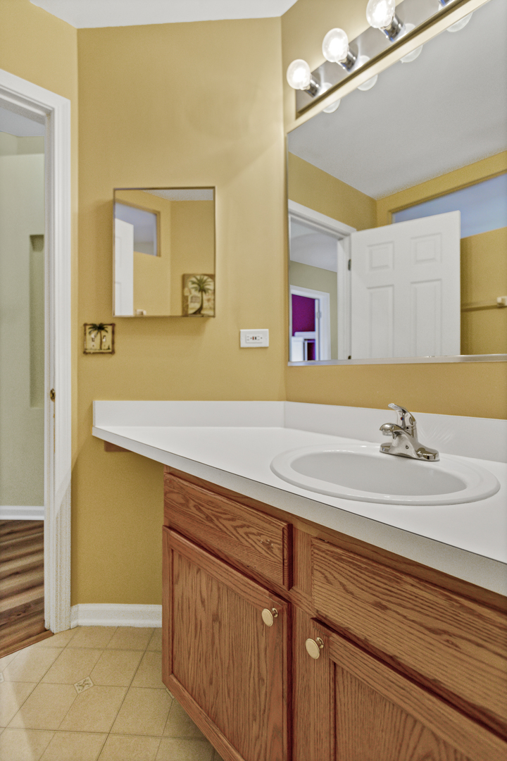 6810 Highgate Road Carpentersville, IL 60110 - Photo 30 of 35 Gallery Image 30
