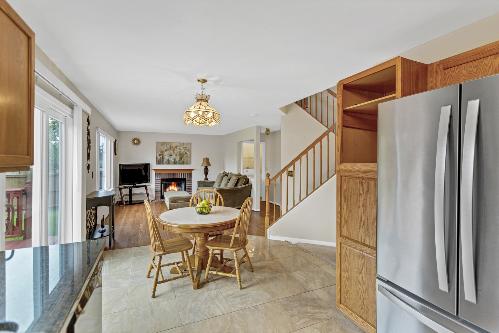 6810 Highgate Road Carpentersville, IL 60110 - Photo 5 of 35 Gallery Image 5