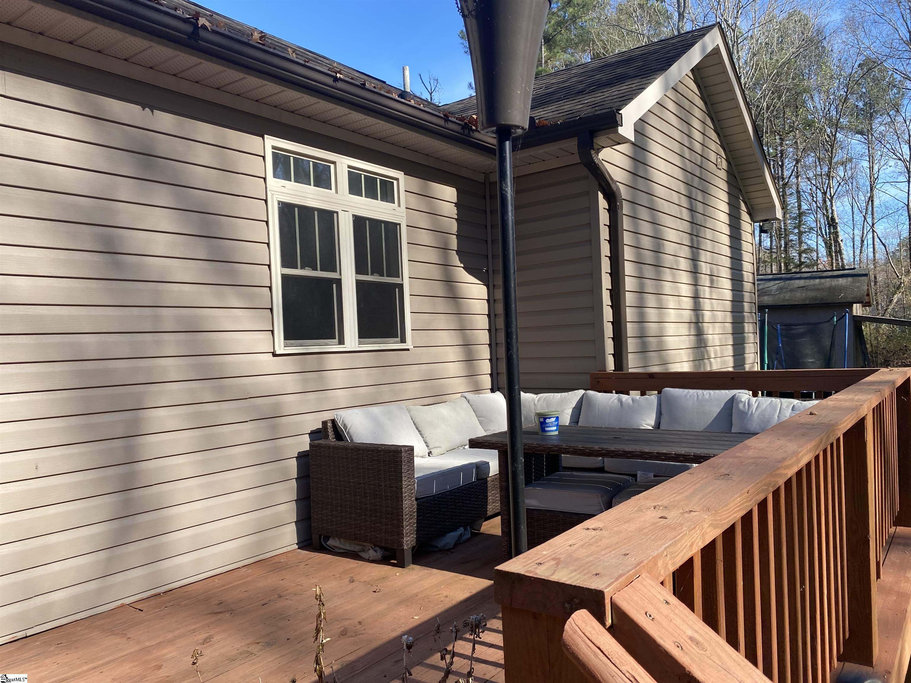 391 Edgewood Drive Clinton, SC 29325 - Photo 32 of 35 Gallery Image 32