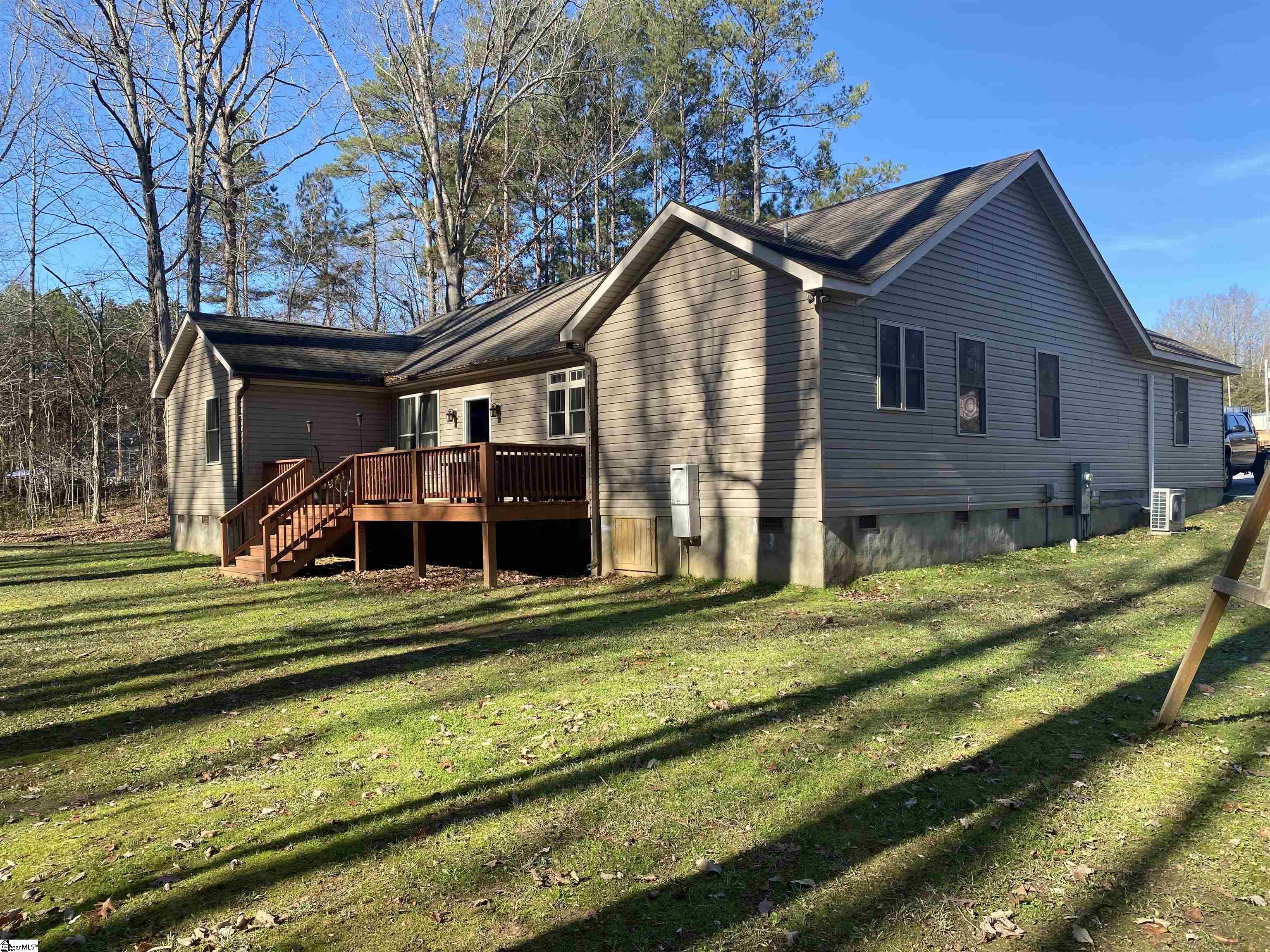 391 Edgewood Drive Clinton, SC 29325 - Photo 34 of 35 Gallery Image 34