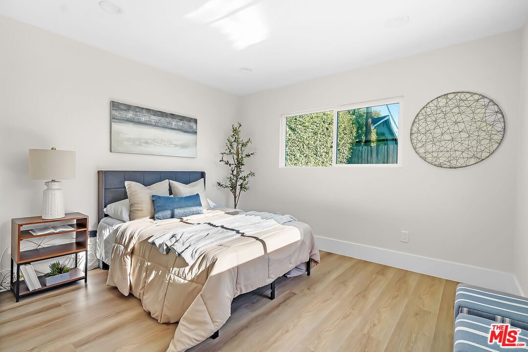 3492 Cabrillo Boulevard Los Angeles, CA 90066 - Photo 22 of 59