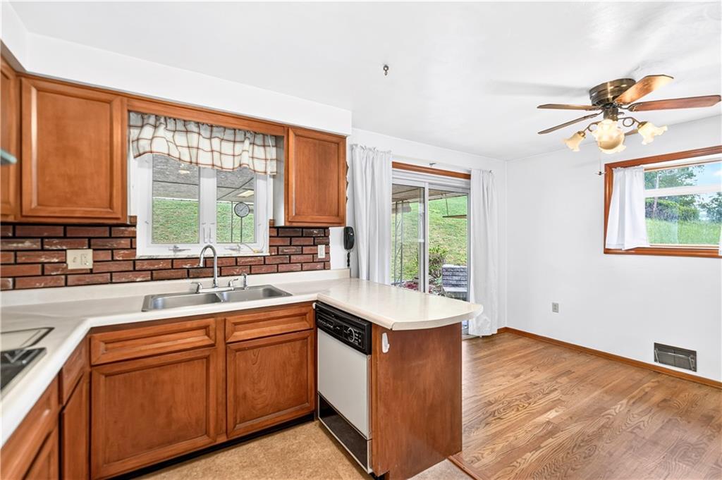 27 Barnhart Road Greensburg, PA 15601 - Photo 17 of 47