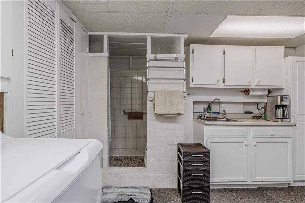 2509 Ridge Road Jefferson Hills, PA 15332 - Photo 29 of 50 Shower/Laundry Combo