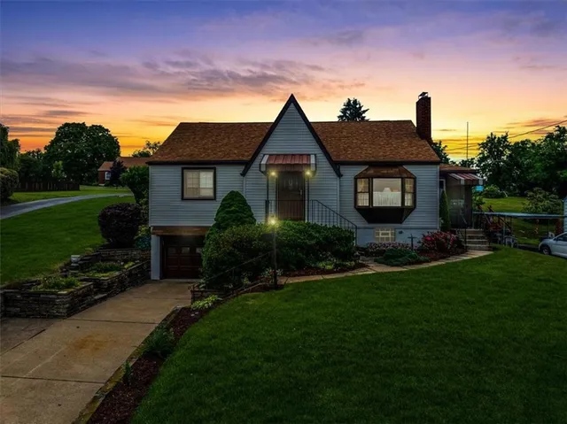 $240,000 | 2509 Ridge Road, Jefferson Hills, PA 15332