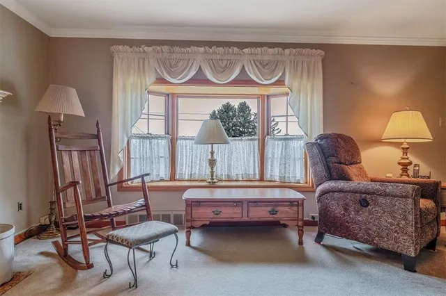 $240,000 | 2509 Ridge Road, Jefferson Hills, PA 15332