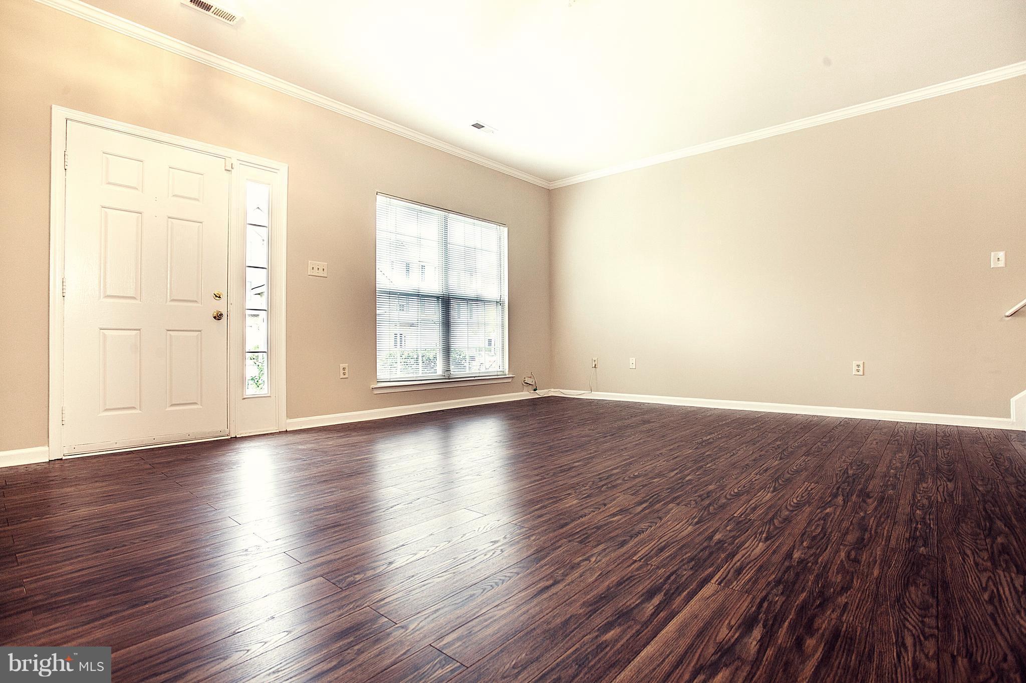 2007 Bell Point Court Odenton, MD 21113 - Photo 2 of 17 Living Room